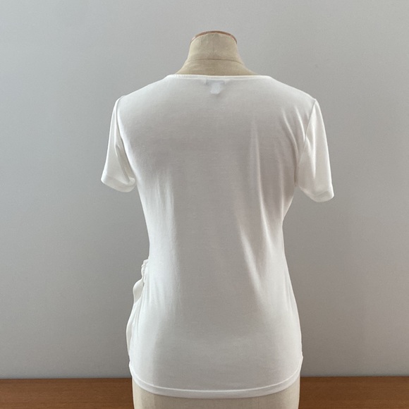 Lucky Brand 🍀 short sleeved ivory v neck top with wrap style & side tie. Size S - Picture 4 of 13